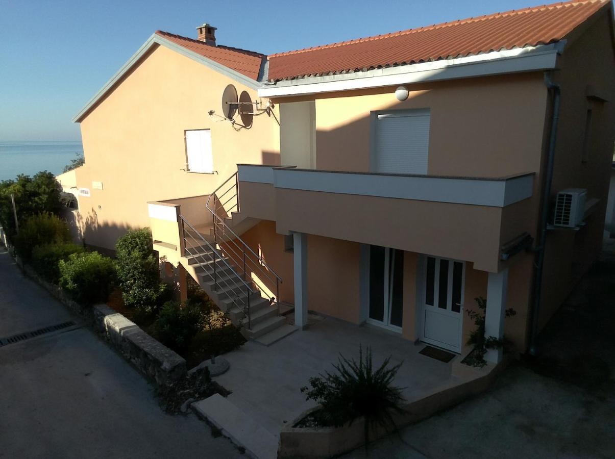 Apartmans And Rooms "Slavica" Novalja Exteriör bild